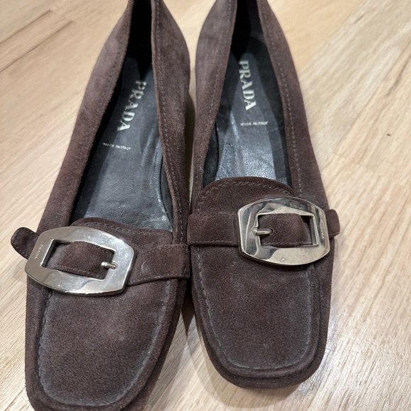 Prada brown suede flats size 36 1/2. Great shape, hardly worn. - Picture 7 of 8